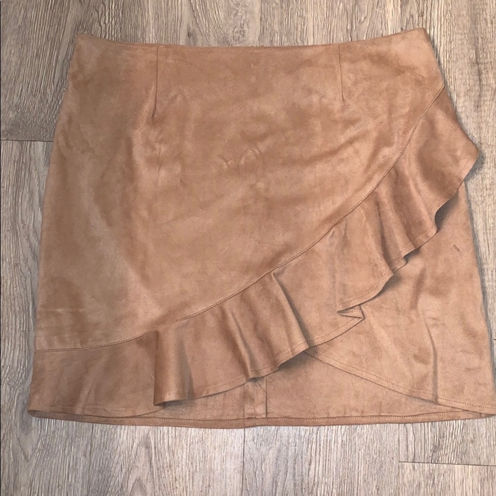 Suede ruffle skirt - Picture 1 of 3